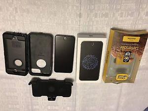 iPhone 6 with Telus 16 gig like new with otter box case