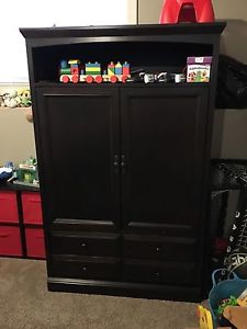 Entertainment unit