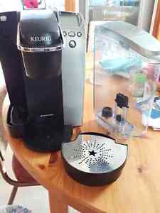 Keurig Coffee brewer - Mint Condition