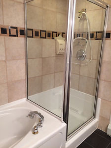 Maax bath tub shower combo! { 8 x 3 } 75% off!