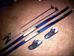 New Condition High Quality New Design Cross Country Ski Set