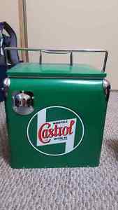 Old Fashion Style Cooler
