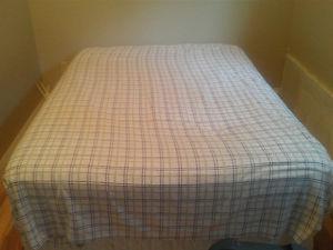 Queen Size Mattress and Boxspring