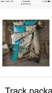 Queen size duvet cover with two pillow shams and one
