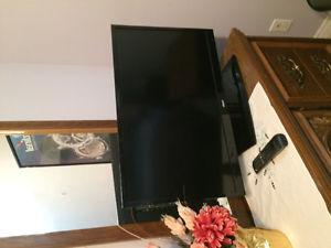 RCA 32 inch TV