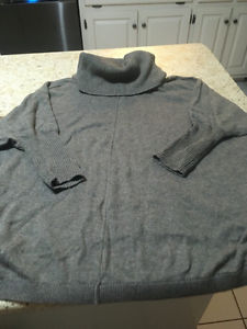 Taupe turtleneck shirt 4$