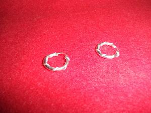 sterling silver 1/2 drop hoop earrings, exc cond. hardly