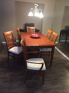 Dining room set