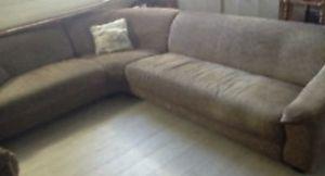 GOOD SECTIONAL COUCH - FREE DELIVERY!!