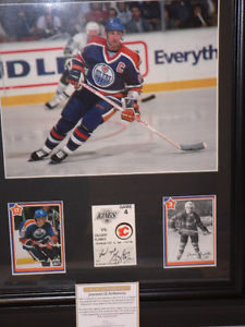 Gretzky 8 x 10 with 2 cards / 1 ticket stub (signed) COA