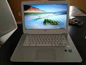 HP Chromebook 14" - White