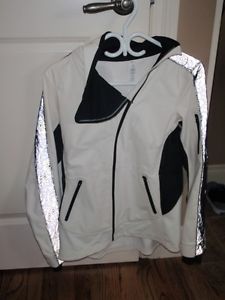 LULULEMON - Womens Jacket - BRAND NEW SIZE 8 $65