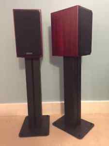 Monitor Audio Bookshelf Speakers-Silver Series $900