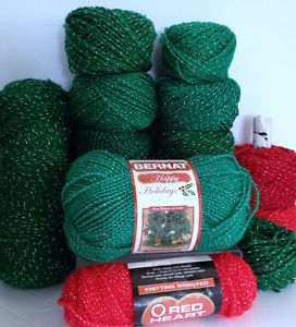 More Christmas Yarn - Red Heart & Bernat & More, 12-Pce