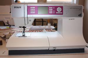Pfaff Expression 4.0 Electronic Sewing Machine