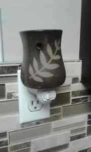 Wax melter