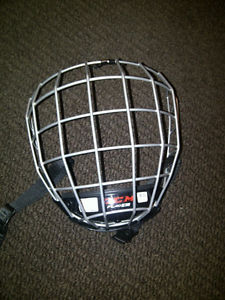 new CCM Face Shield size Large