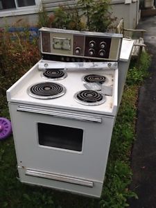 Apt size stove