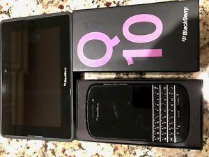 Blackberry Q10 and Playbook
