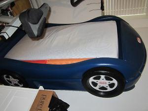 Car bed for toddler