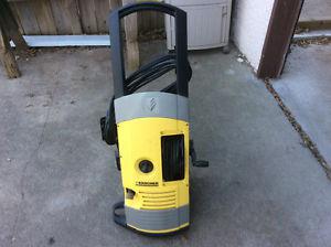 Karcher pressure washer. Needs repair. For parts.