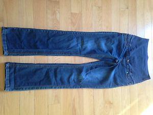 Thyme Maternity Jeans two pair size small