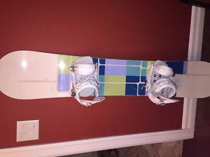 Woman's board, boots and bindings