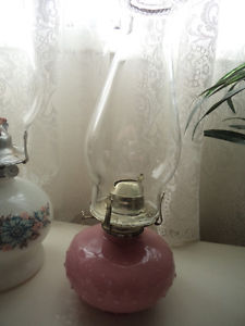 vintage hob nail coal oil lamp, excellent cond. firm