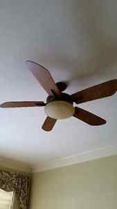 3-speed 52" ceiling fan with light