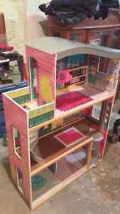 Barbie play house