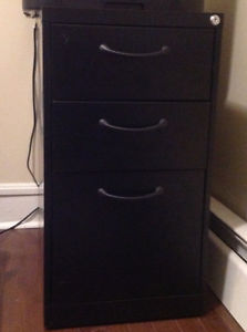 Filing cabinet (with keys) - Mint condition