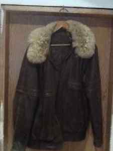 MEN'S LEATHER JACKET