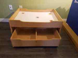 Play table with storage