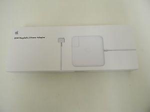 Sellling a Macbook charger 85W Magsafe, completely unopened