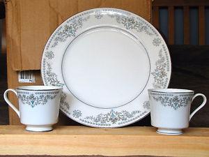 Set of Antique Dishes - Coventry Inn, Elizabeth pattern