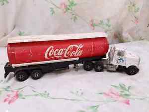 Small Coca-Cola tractor trailer
