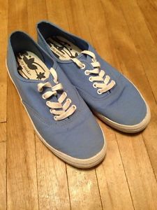 Women's blue sneakers size 8