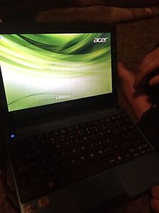 acer laptop barly used