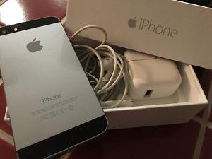 i-Phone 5s Excellent Condition