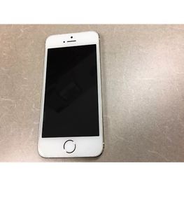 iPhone 5 in excellent used condition white