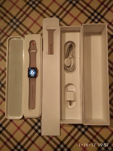 iWatch 1 seriers Rose Gold in very good condition