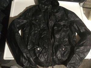 $15 Women's black leather zip up jacket medium