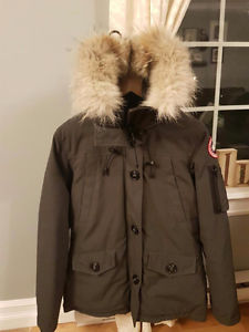 Authentic Canada Goose Montebello jacket