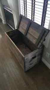 Chest, storage trunks, hope chests, coffee table