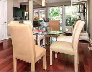 DINNING ROOM CHAIRS