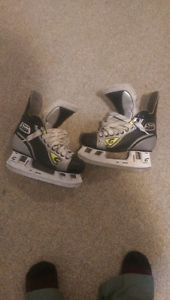 Graf Supra 301 size 8's in very good condition