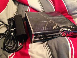 HALO Special Edition Xbox  GB Console System