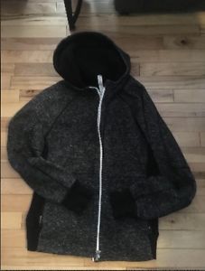 Men's heavyweight Lululemon hoodie