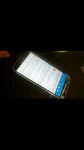 Samsung s4 16gb cracked screen