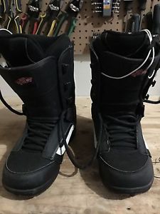Size 10.5 male snowboard boots